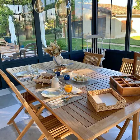 Bed & Breakfast O Gre Des Sens 4*