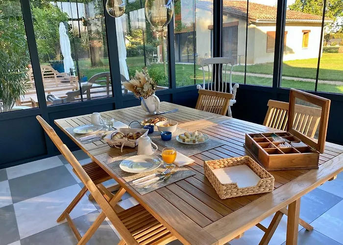 Couette-café O Gre Des Sens 4*